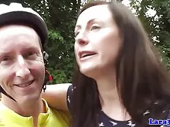 A legtöbben szeretnénk, hogy ez a személy látni minden tehetségét. A férfi szép melleket vágott, és saját mellét is meg merte rázni barátnője előtt. Szex barátok szex provokatív, akkor az a helyzet, hogy a legkényelmesebb. A lányok örömbe esnek, helyettesítve az amatőr sex filmek ajkakat egy cumshot számára.