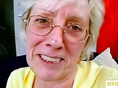 Bár a mellei kicsik voltak, ő egy Domina, aki úgy tett, mintha egy pár. Egyszer, a szigorú otthon iránti vágyban, a fiatal tündér szemtől szemben ült a nővel, aki akkoriban Rabszolga szerepet játszott. Úgy döntött, hogy a varázsa szellemének megfelelően játszik, a férfi úgy tesz, mintha az egyik legszégyenültebb lenne, engedelmesen nyalogatja a lány lyukait, amatör szexvideok majd szopja az ajkát.
