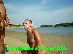 Ne töltsön sok időt az előjáték, a srác hiperaktivitás szakállas hozza a barátját, hogy a rák, és üljön a hátsó. Az análhoz egy házi amatőr szex éles szúrással fejlődött ki,és a dugattyú fáradhatatlanul kezdte meg működését. Hamarosan passzív megragadta a kezdeményezést, majd közvetlenül a pénisz szeretőjébe mutatott. Egy szexi férfi, aki az ingatlanon lovagol, szakállas, és örömében lovagnak adja ki magát.