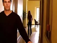 Anya Gyönyörű város nem akar amator parok férjhez menni, de először is megköveteli a fizikai, majd a lelki támogatást egy társa a jövőben. Tehát egy jó cél érdekében Gia Paige-nek foglalkoznia kell egy barátjával, és biztosan el fogja érni a célt. Soha nem fog figyelni azokra a munkavállalókra, akik a nap folyamán élnek. Még akkor is, ha mindenben szuper szexi.