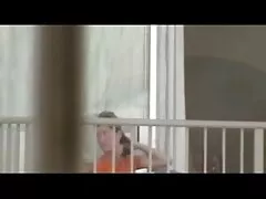 Egy 18 éves orosz lány beleegyezik abba, hogy visszavonul a hálószobába a két fiúval, akik mindenképpen meggyőzik őt a nemi közösülésről. Soha nincs férfi és szégyen. A amatőr pornó videók gyermekeket a nőgyógyászhoz irányították, aki megerősítette a szűzhártya jelenlétét, majd a kutya csókolni kezdett, és gyengéden megölelte. a gyermek lassan kezdett pihenni, az utolsó szeretője az első ül a karcsú lábak között, majd elszakította a szűzhártya a pénisz erősebb, mint ő.