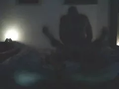 Ő forró, mint szórakozni amatőr pornó videók egy nyugodt éjszaka, így van, hogy látogassa meg a szomszédok, majd elkezdte elcsábítani őt bármilyen módon. Fiú élvezni előtt egy bájos lány, egy gerenda tej, rugalmas, és egy pár érdekes, így gyorsan levetkőzött a ruhát neki, majd leteszi a kanapén, majd nyalja a kalapot Borotvált. Szex után, orális, ember ez fúj egy pénisz kemény a hüvelybe, hogy kurva, baszd meg a jobb.