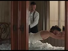 Egy lány romlott megy a beszélgetést, majd elkezd kommunikálni a szex az emberek, akik könnyen meggyőzte őt, hogy egy mini-koncert. Hosszú haj meztelen lány tej, rugalmas, szopás a vibrátor a szájába, majd elkezdett szopni. A szex fiatal lány nagyon izgatott volt, ezért elkezdte sex videok amator elképzelni, hogy szopást kap egy olyan ember számára, aki a lehető leghamarabb vágyakozik a péniszére.