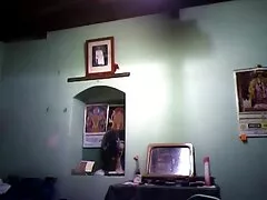 Egy este után a Társaság, megölve két leszbikus szép otthon, majd házi szexvideó azonnal a fürdőszobába, hogy megnyugodjon. Bella úgy döntött, hogy felmelegszik. Lányok, párás, majdnem meztelen kezdődik a szex. Először szenvedélyesen és forrón csókolnak, mint a fasz, aztán simogatni kezdenek, Seggbe dugják egymást és a meleget, ebből próbálnak orgazmust csinálni.